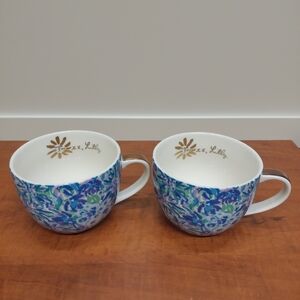 Lilly Pulitzer 12oz Ceramic Mugs Set of 2 Multi Floral with Gold Like New Cond